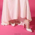 White Buffalo Judy Shine Heeled Sandals |Sandals F06ZHH631